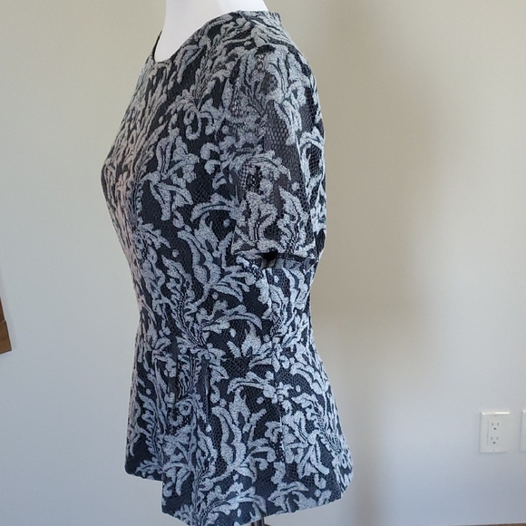 Ann Taylor Elegant Black and Gray Floral Women's Top - Picture 5 of 15